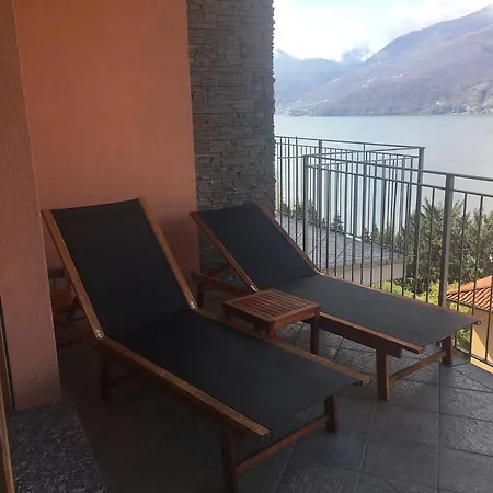 Riflessi Di Apartmán Dorio