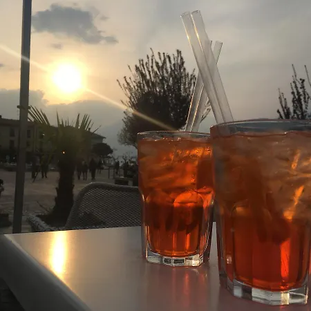 Riflessi Di *